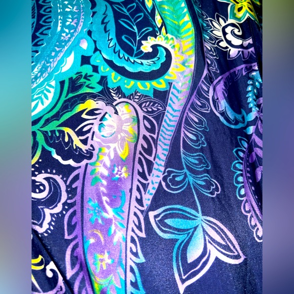 Women’s v-cut dress, size XL. Length 32”. Modern design blue purple - Picture 2 of 7